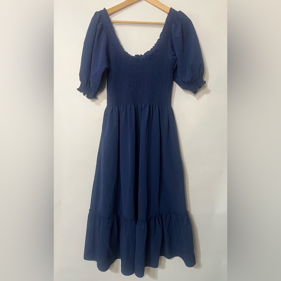 Hill House Women’s Navy Smocked Midi The Louisa Nap Dress Size Small - Picture 2 of 8